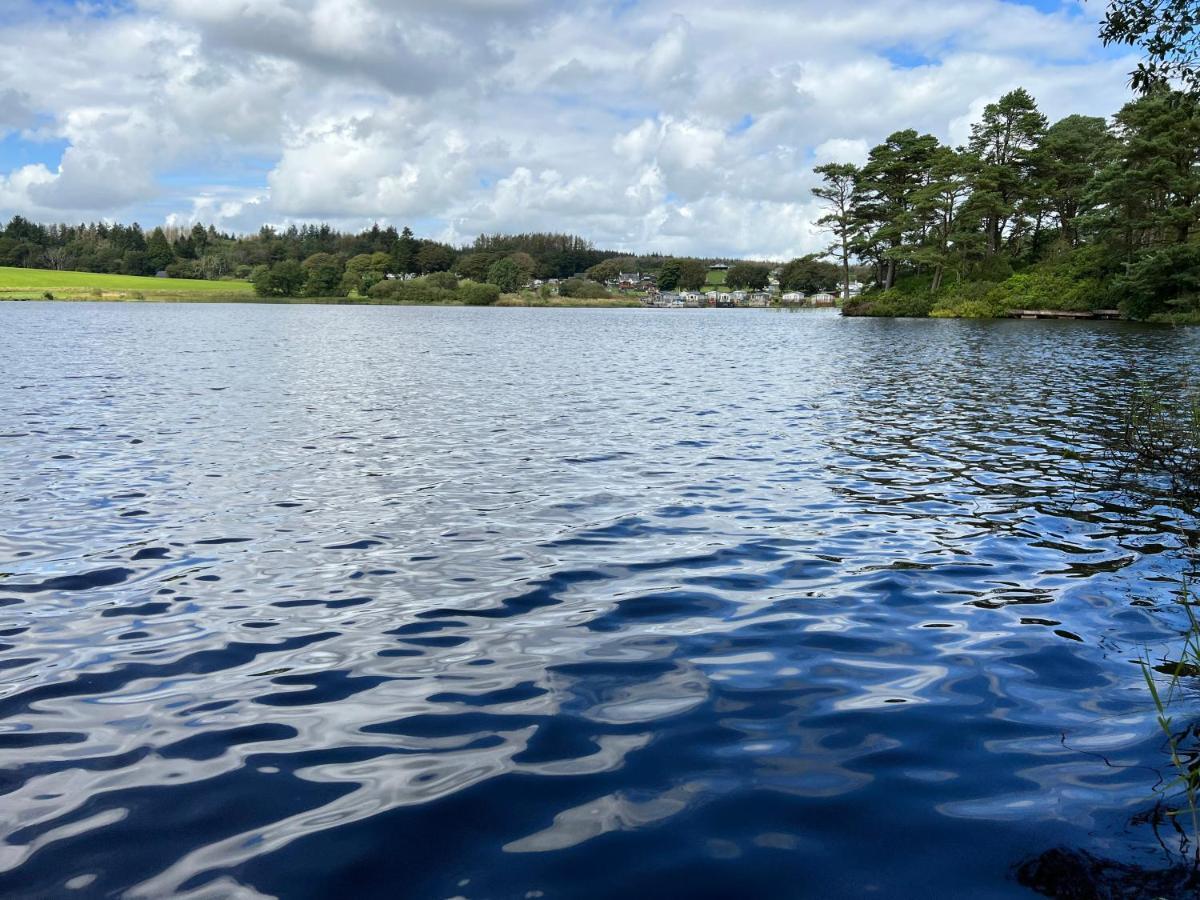 Jungle House No.26 At Three Lochs Holiday Park Newton Stewart Exterior photo