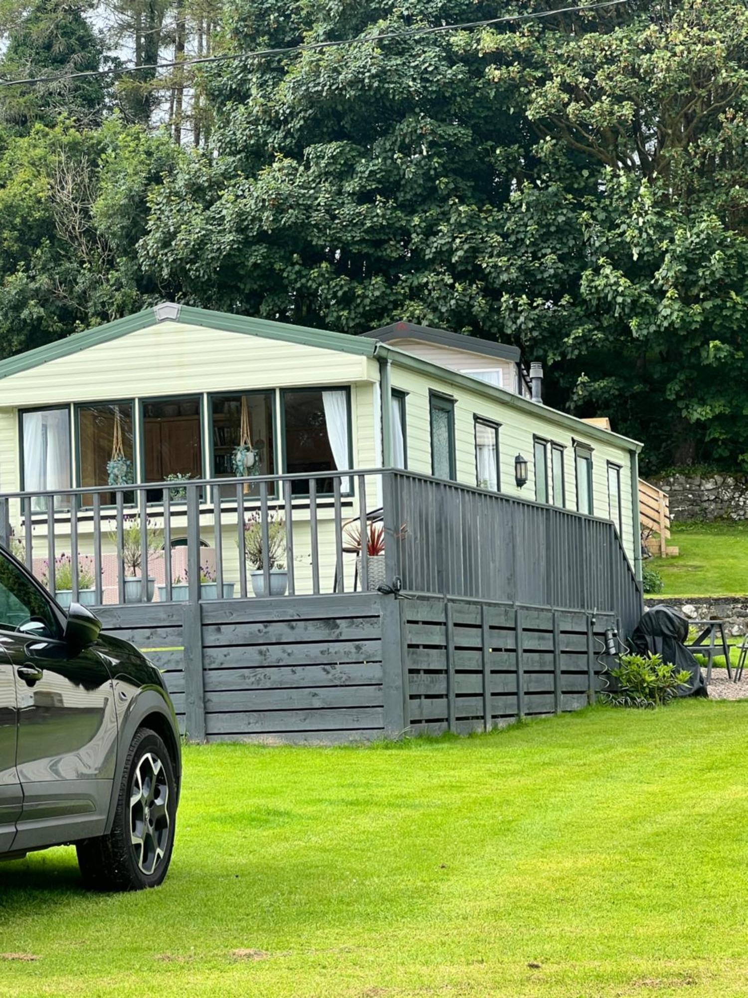 Jungle House No.26 At Three Lochs Holiday Park Newton Stewart Exterior photo